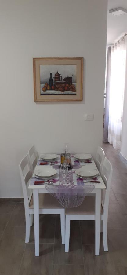 Apartments Villa Sandi Izola Bagian luar foto
