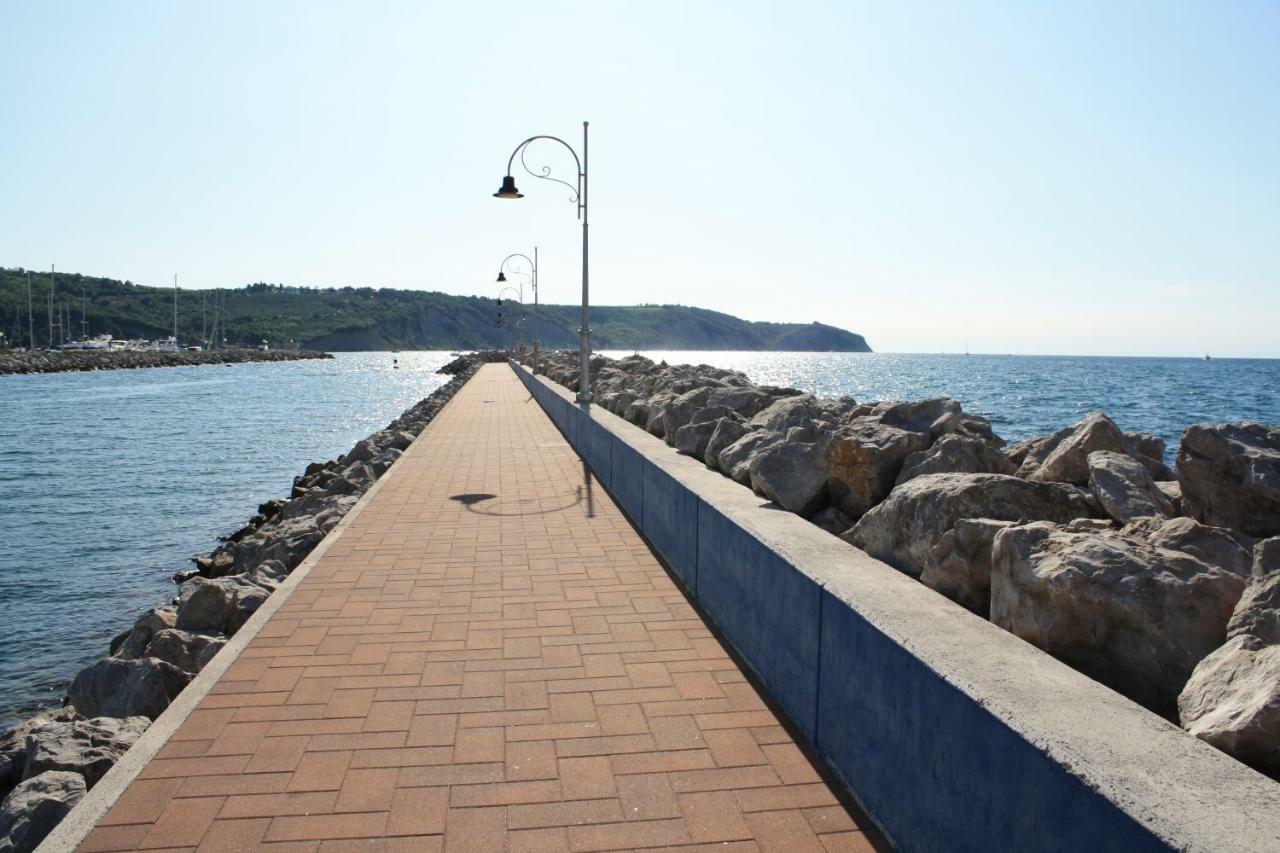 Apartments Villa Sandi Izola Bagian luar foto